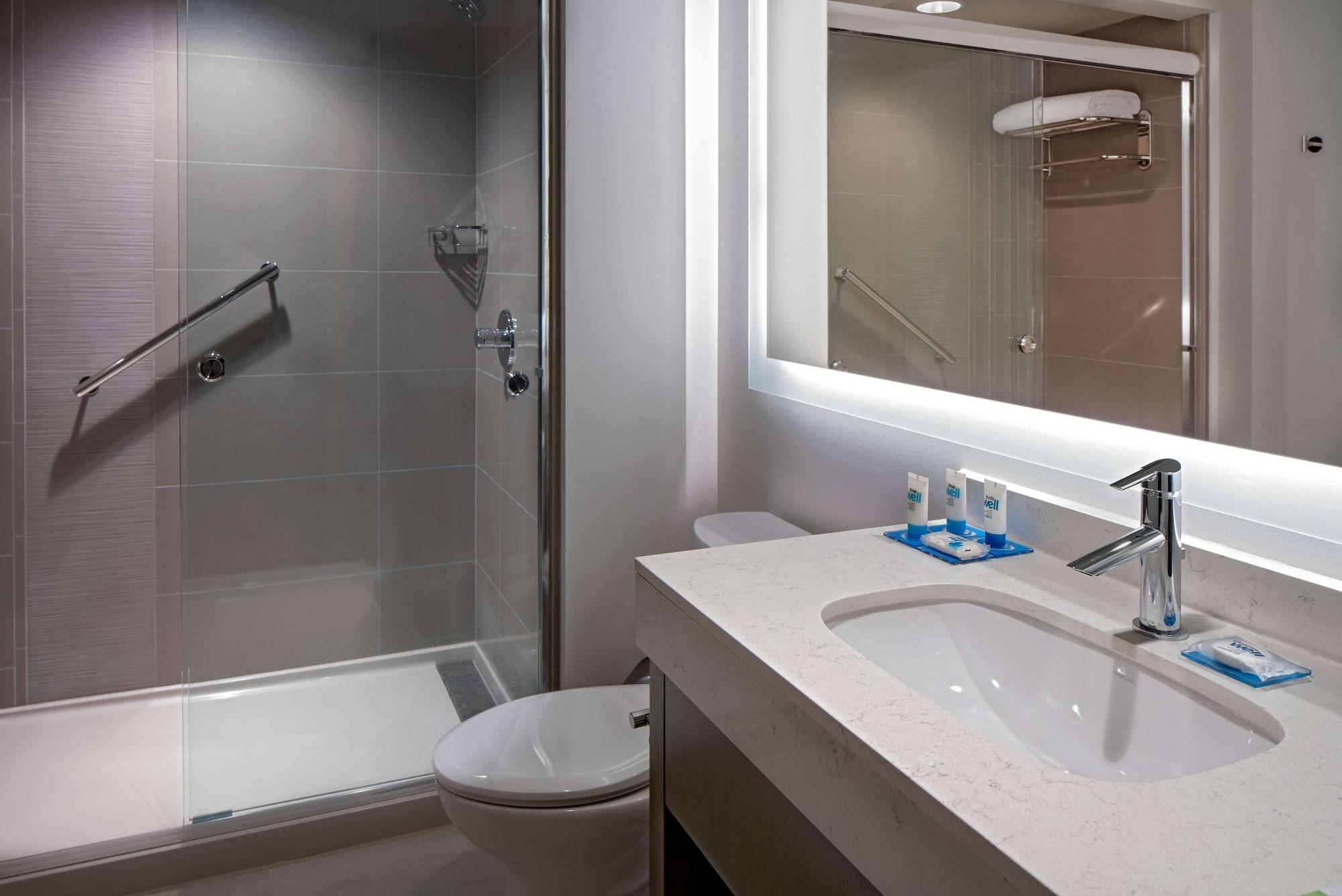 ไฮแอท เฮาส์ อินเดียนาโพลิส ดาวน์ทาวน์ Hotel ภายนอก รูปภาพ