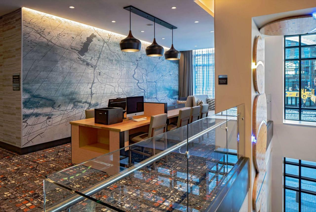 ไฮแอท เฮาส์ อินเดียนาโพลิส ดาวน์ทาวน์ Hotel ภายนอก รูปภาพ